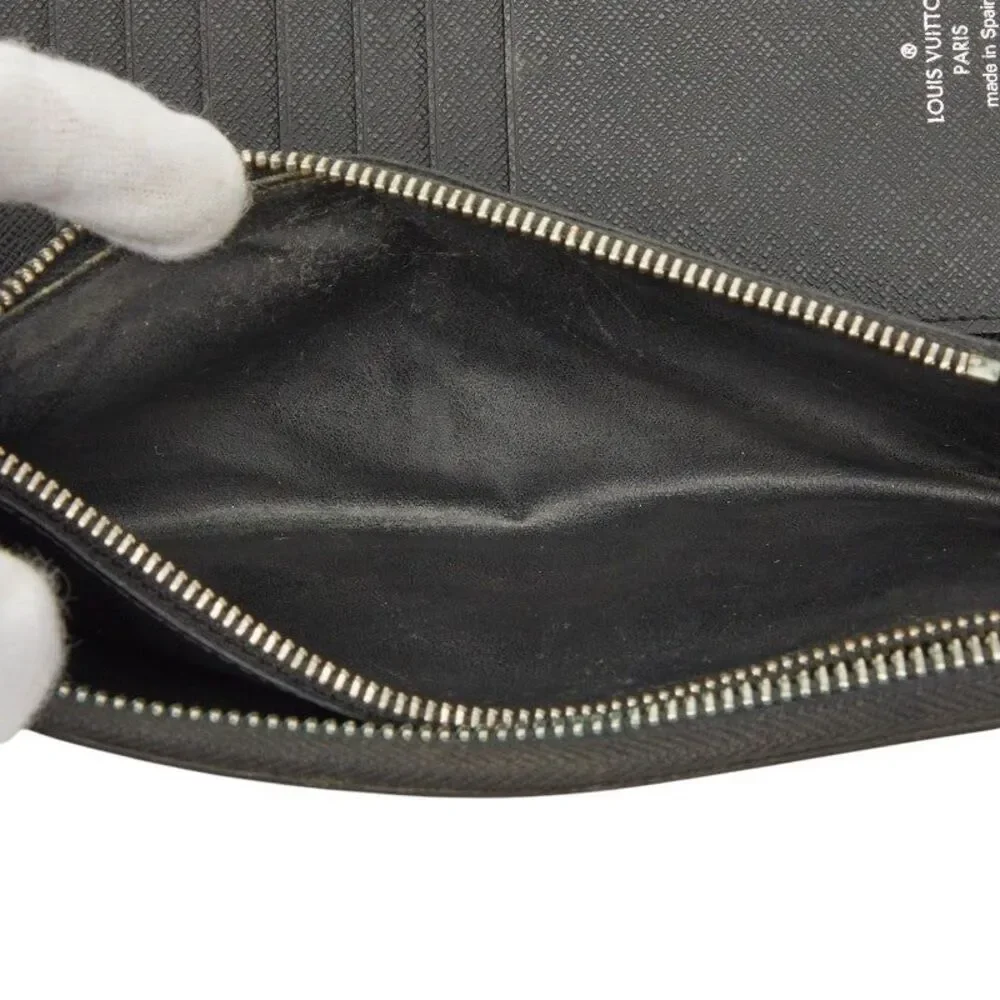 Louis Vuitton Zippy Vertical Long Wallet Epi